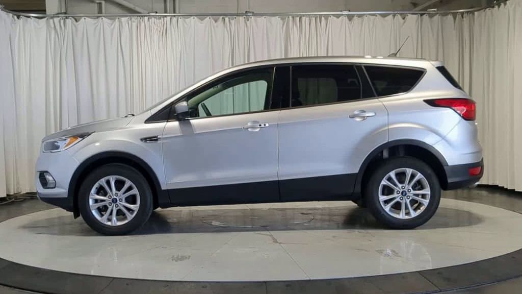 Thumbnail: 2019 Ford Escape - 6