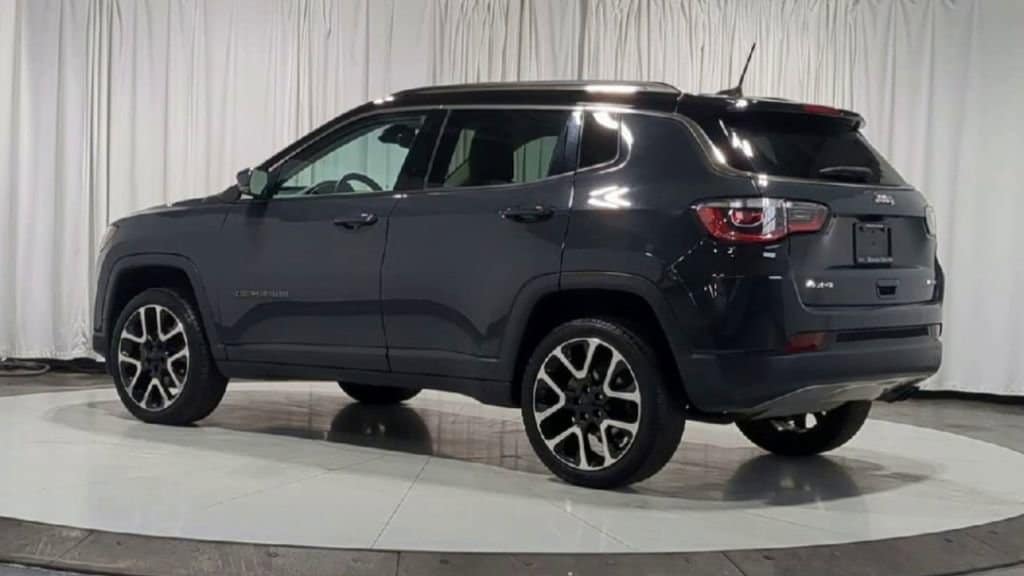 Thumbnail: 2018 Jeep Compass - 8