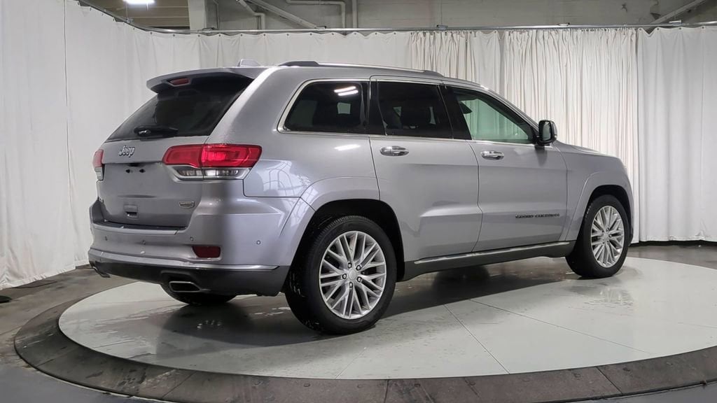 Thumbnail: 2018 Jeep Grand Cherokee - 8