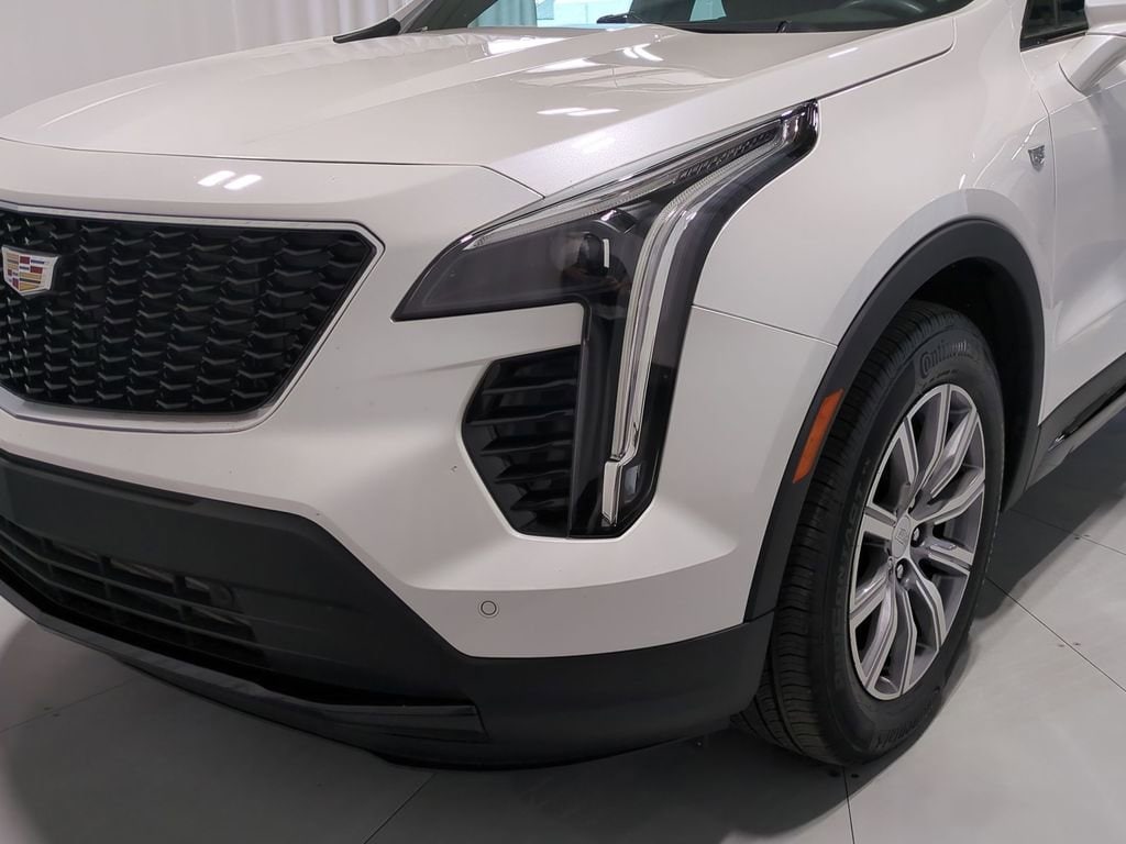 Thumbnail: 2023 Cadillac XT4 - 11