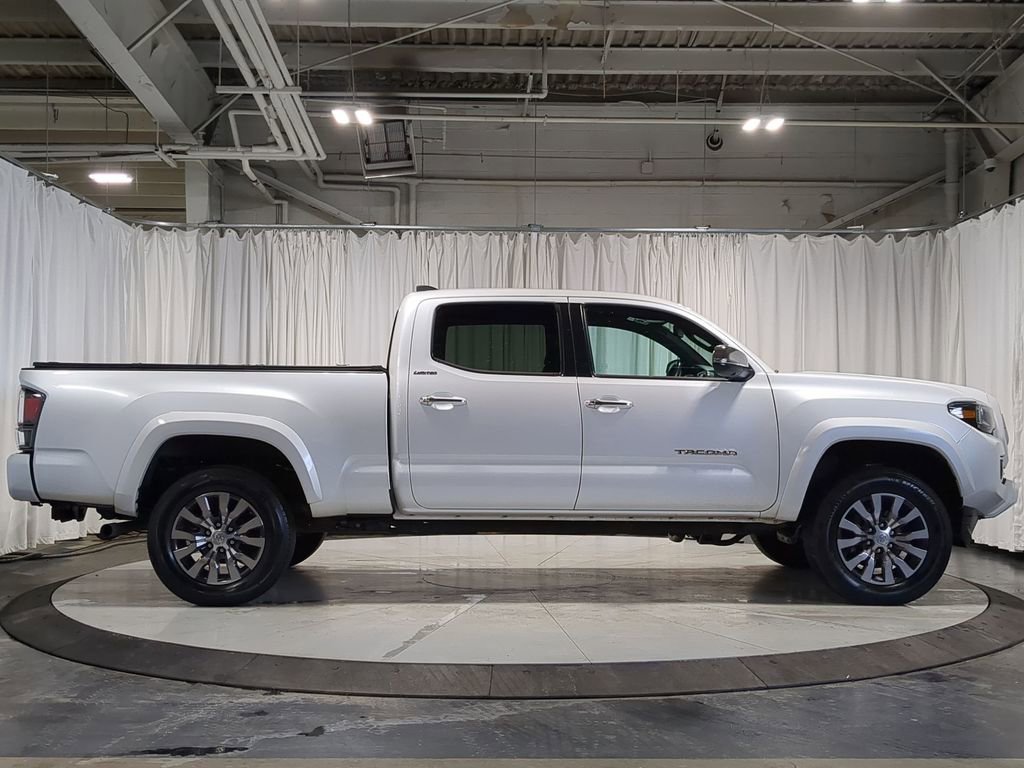 Thumbnail: 2021 Toyota Tacoma - 18
