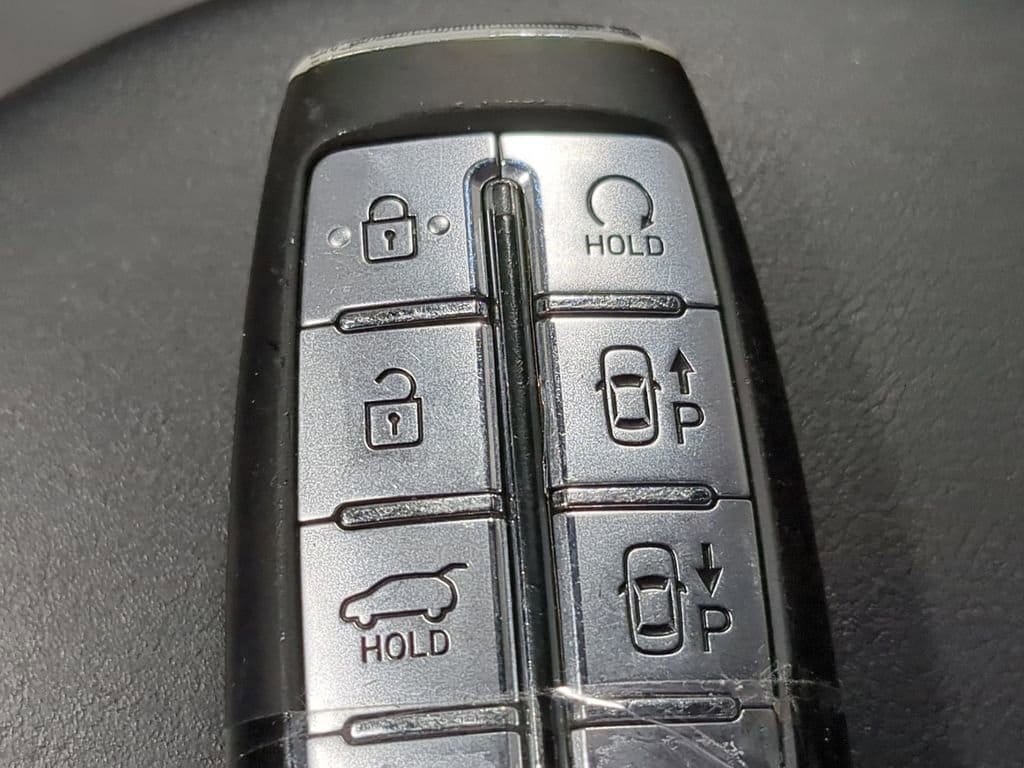 Thumbnail: 2024 Genesis GV70 - 41