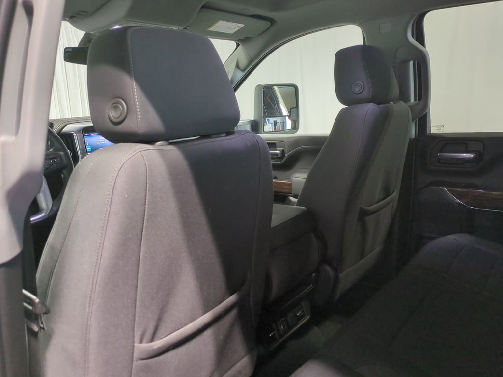 Thumbnail: 2022 GMC Sierra 2500 - 21