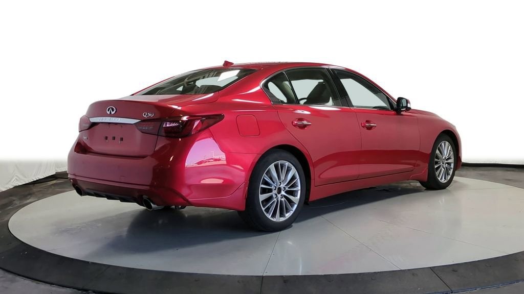 Thumbnail: 2023 INFINITI Q50 - 10