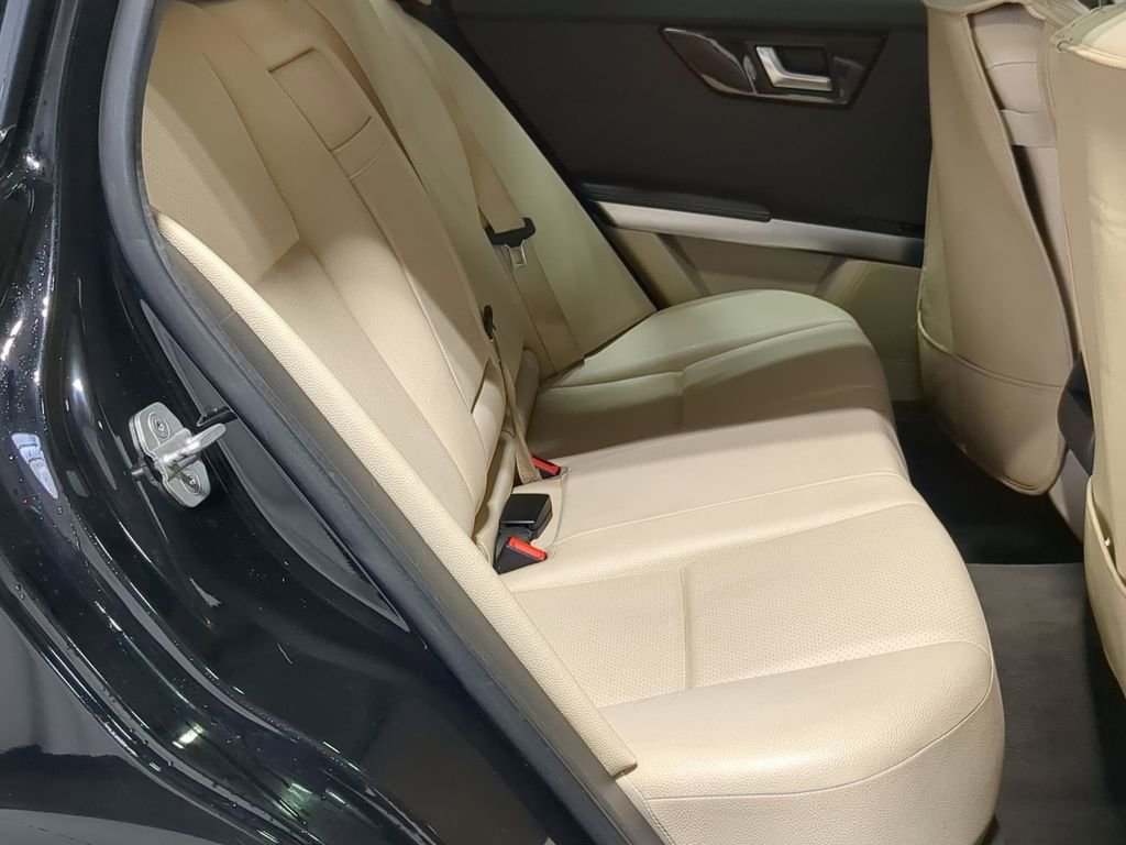 Thumbnail: 2015 Mercedes-Benz GLK - 33