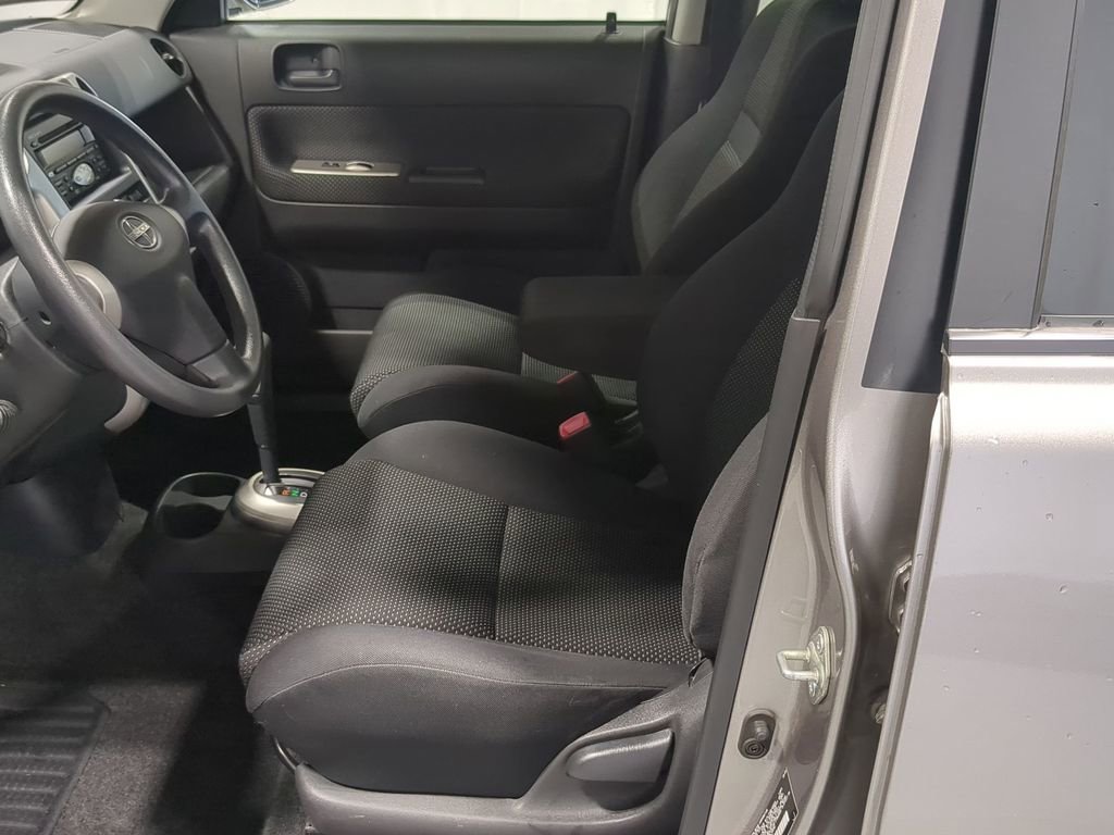 Thumbnail: 2005 Scion xB - 17