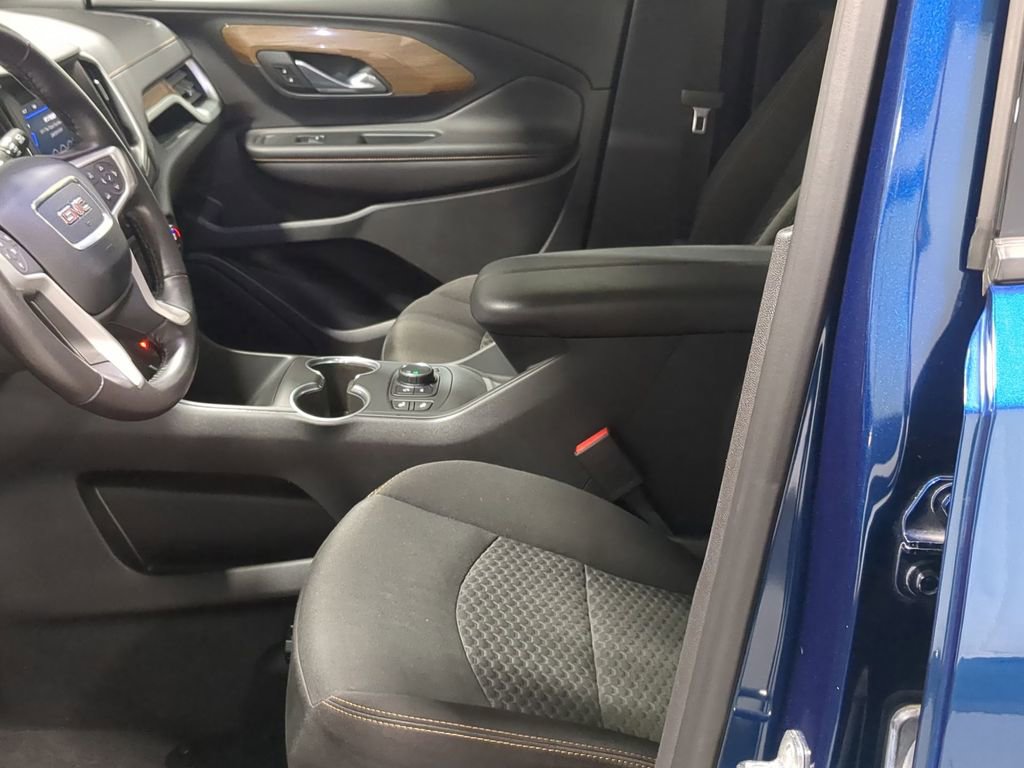 Thumbnail: 2020 GMC Terrain - 20