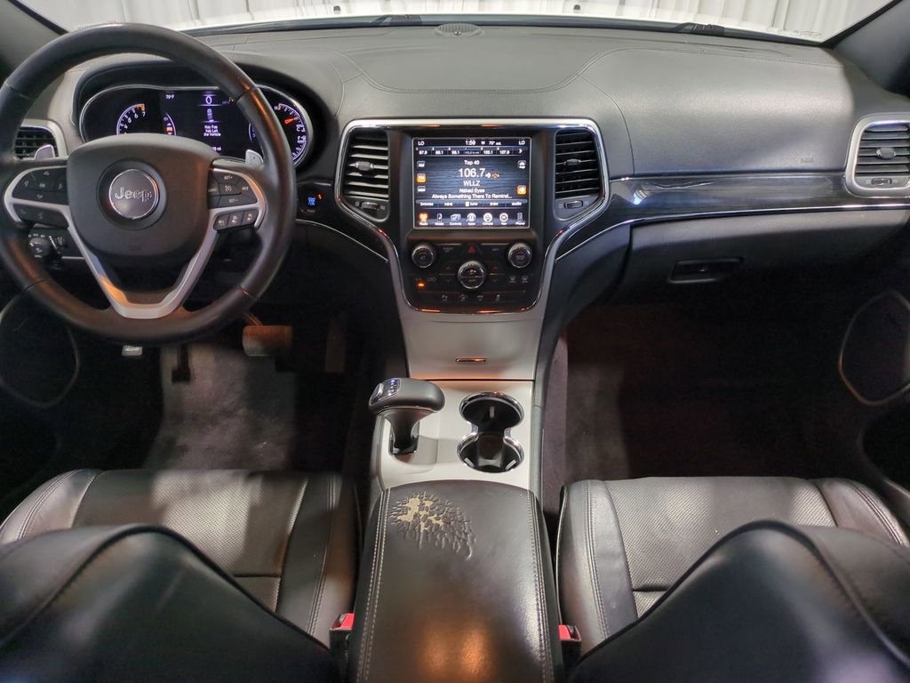 Thumbnail: 2015 Jeep Grand Cherokee - 17