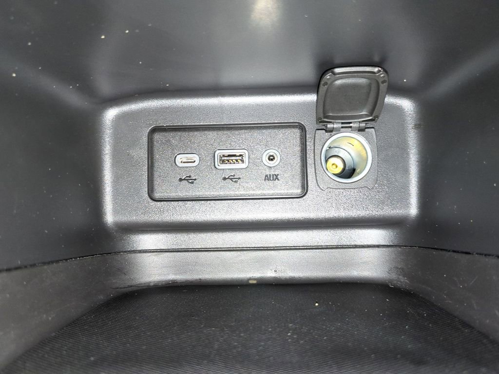 Thumbnail: 2023 Chevrolet Equinox - 37