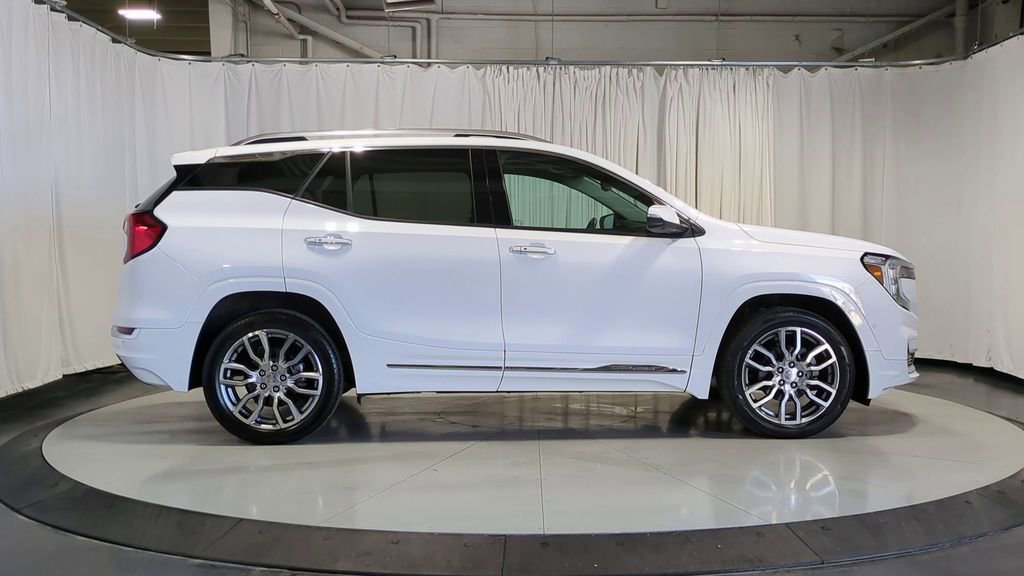 Thumbnail: 2022 GMC Terrain - 9