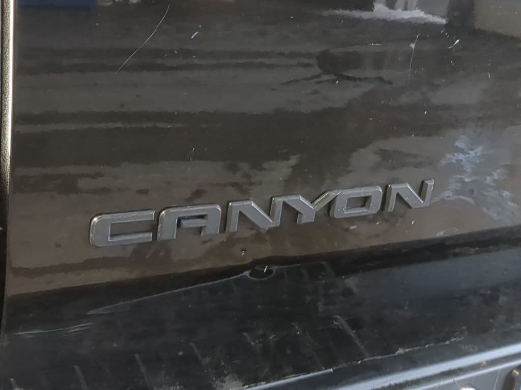 Thumbnail: 2016 GMC Canyon - 24