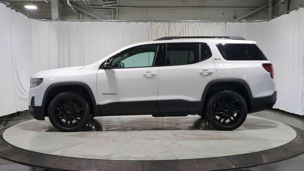 Thumbnail: 2023 GMC Acadia - 6