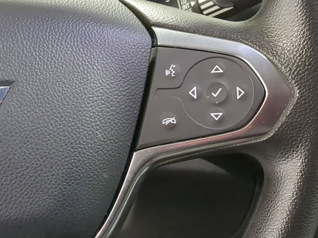 Thumbnail: 2020 Chevrolet Traverse - 36