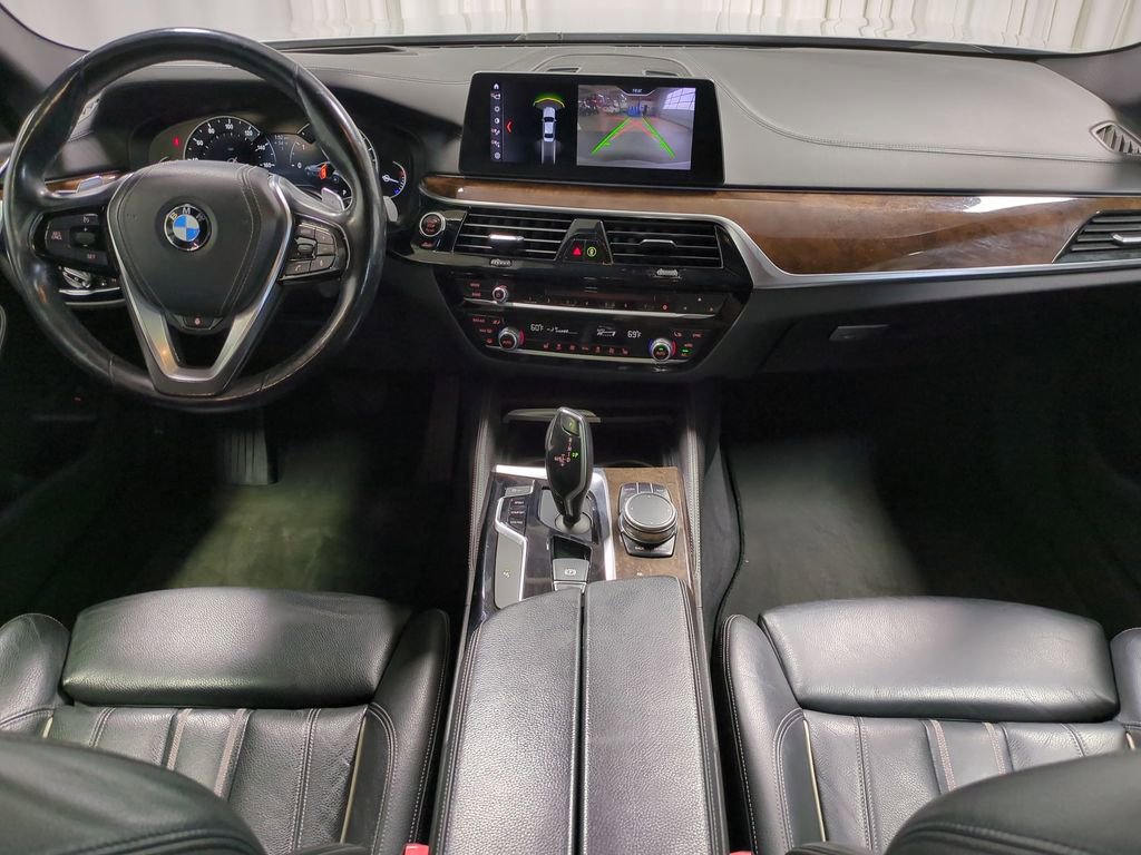 Thumbnail: 2018 BMW 5 Series - 17