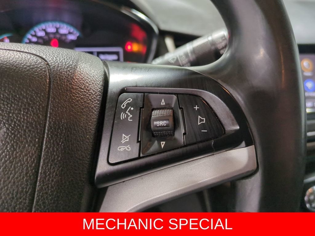 Thumbnail: 2018 Chevrolet Trax - 24