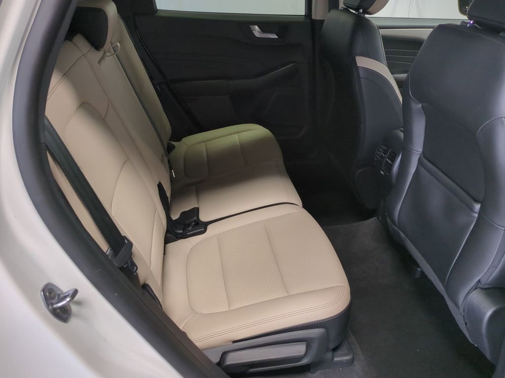 2021 Ford Escape SEL 21
