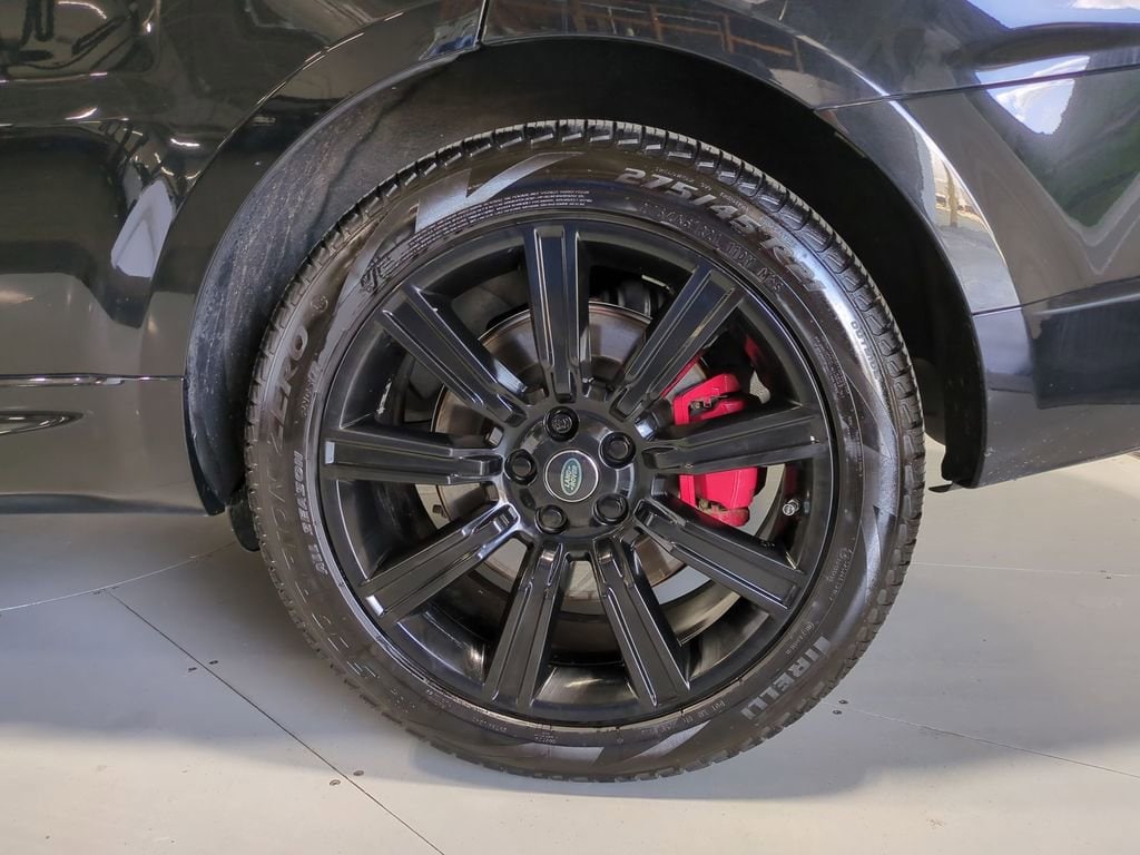 Thumbnail: 2020 Land Rover Range Rover Sport - 15