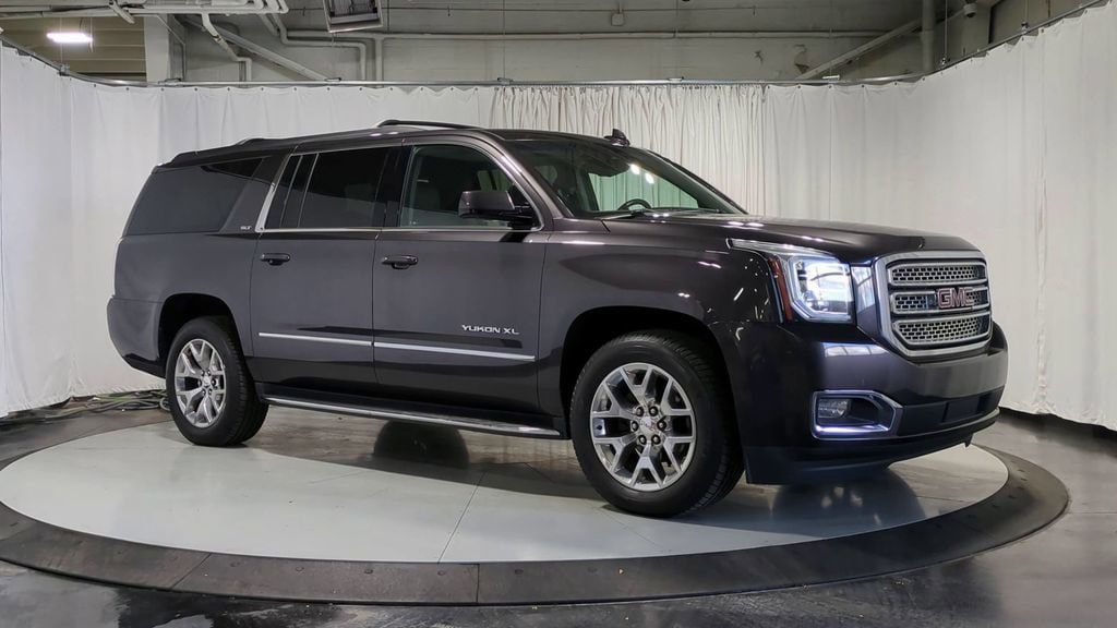 Thumbnail: 2016 GMC Yukon XL - 3