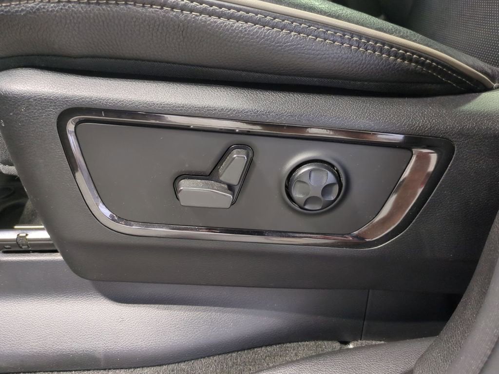 Thumbnail: 2022 RAM 1500 - 17