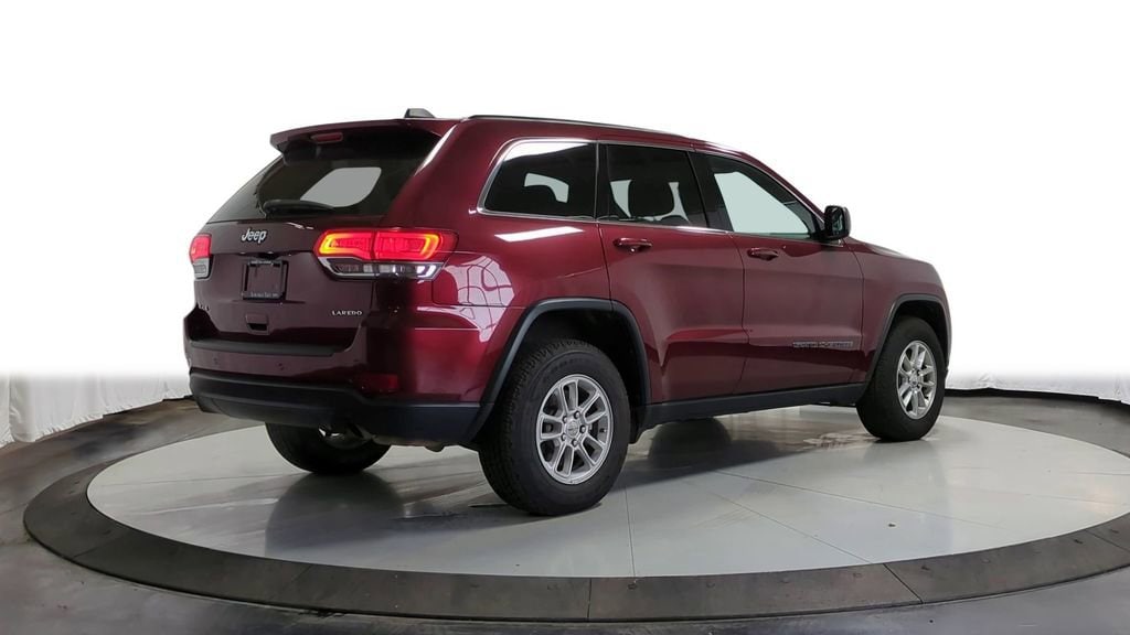 2018 Jeep Grand Cherokee Laredo 10