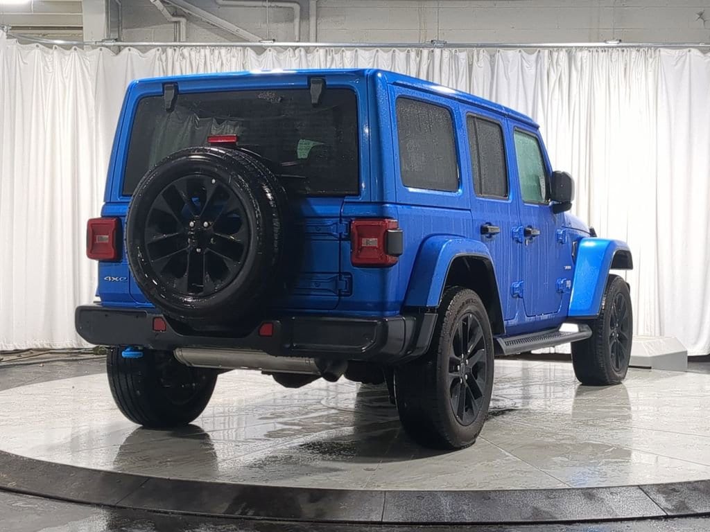 Thumbnail: 2024 Jeep Wrangler - 17