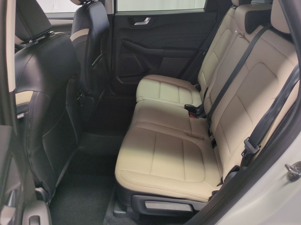 2021 Ford Escape SEL 20