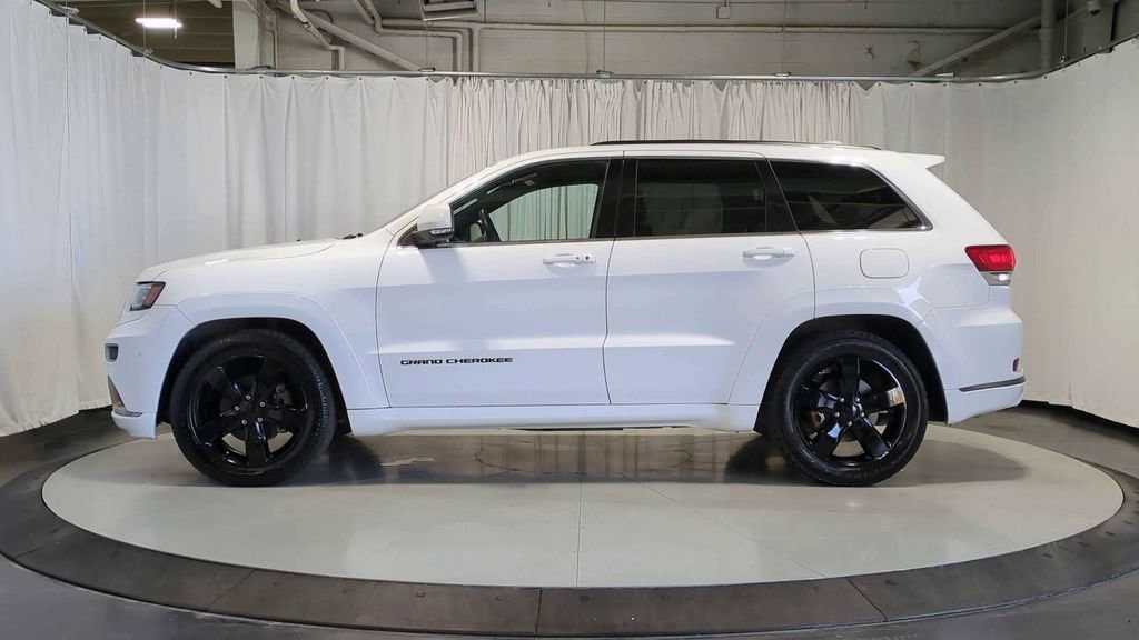 Thumbnail: 2015 Jeep Grand Cherokee - 6