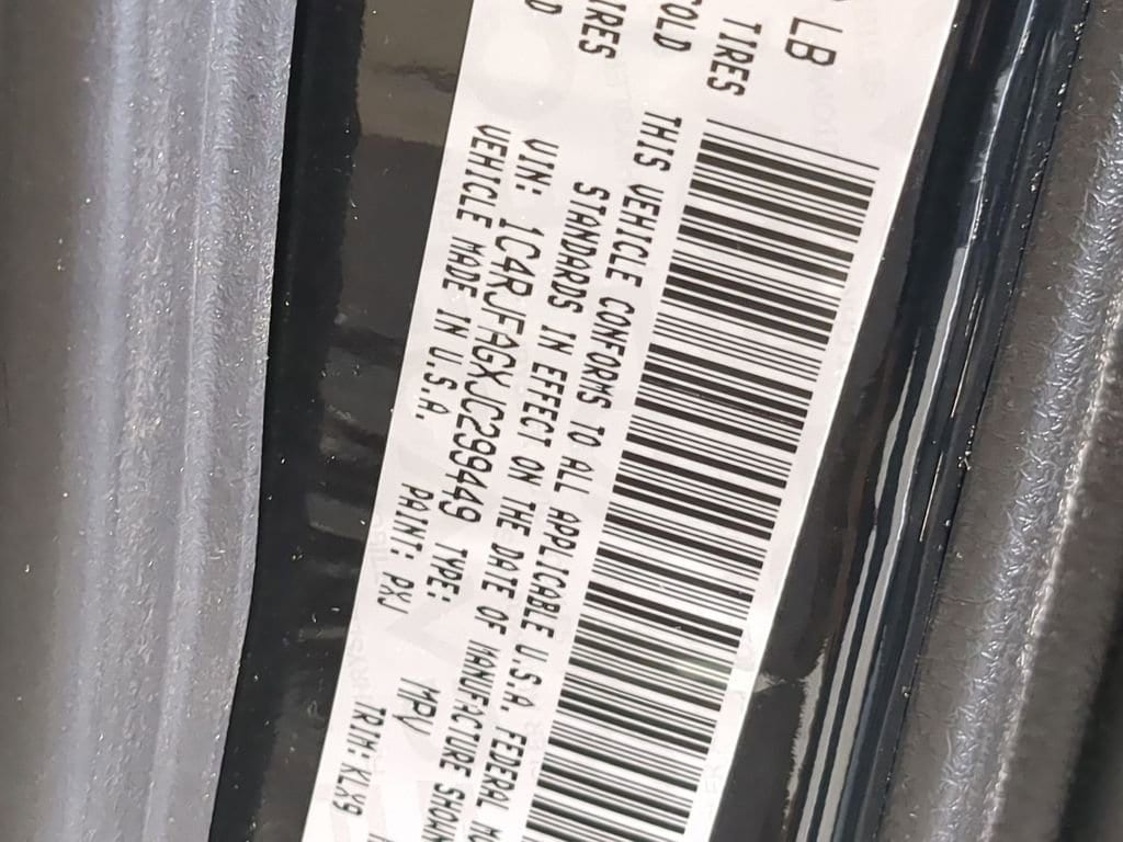 Thumbnail: 2018 Jeep Grand Cherokee - 40