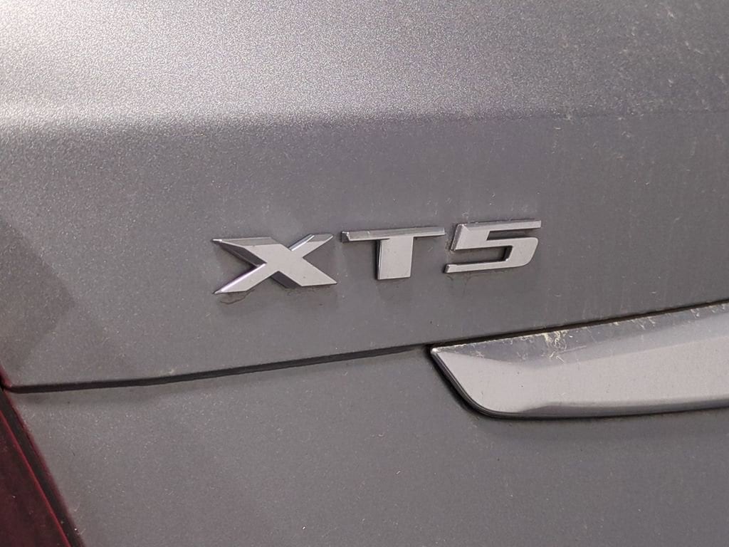 Thumbnail: 2023 Cadillac XT5 - 12