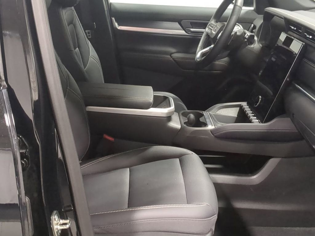 Thumbnail: 2025 GMC Terrain - 27