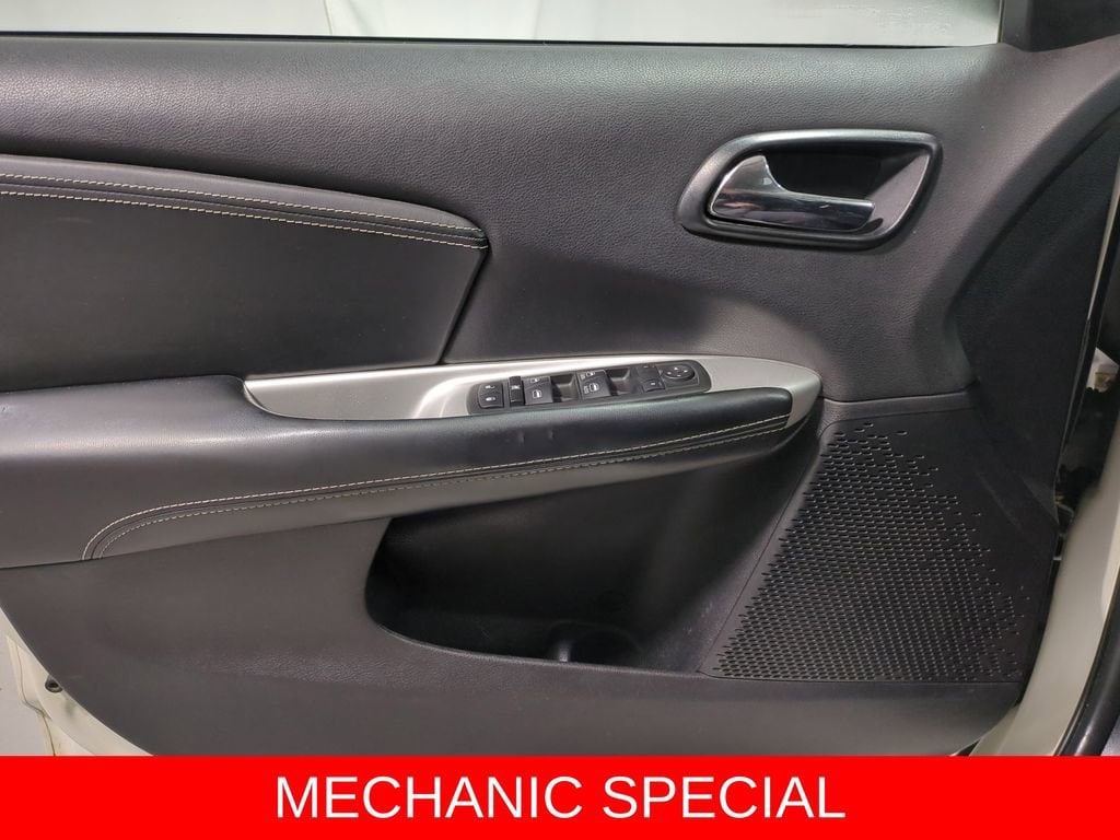 Thumbnail: 2013 Dodge Journey - 28