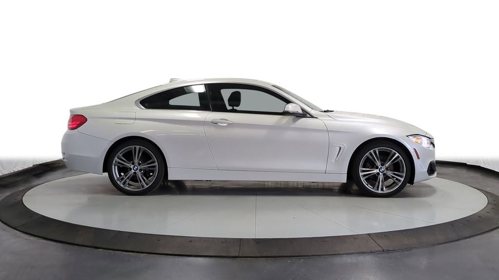 Thumbnail: 2016 BMW 4 Series - 11