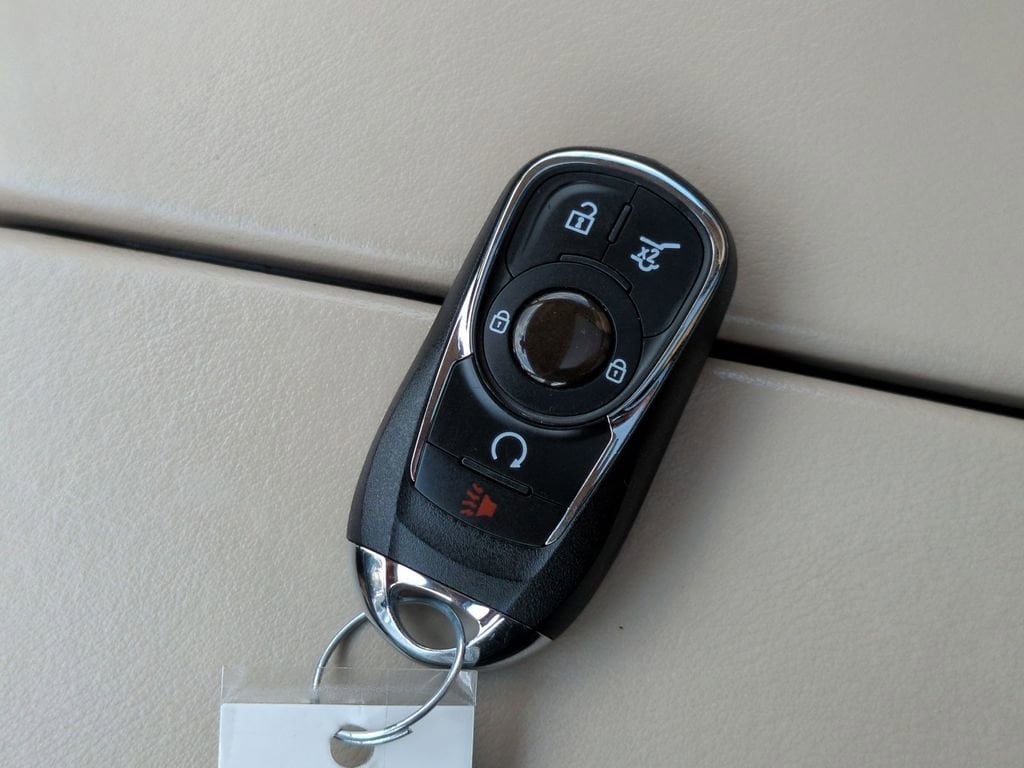 Thumbnail: 2017 Buick Envision - 38