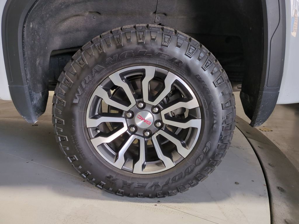 Thumbnail: 2023 GMC Sierra 1500 - 12