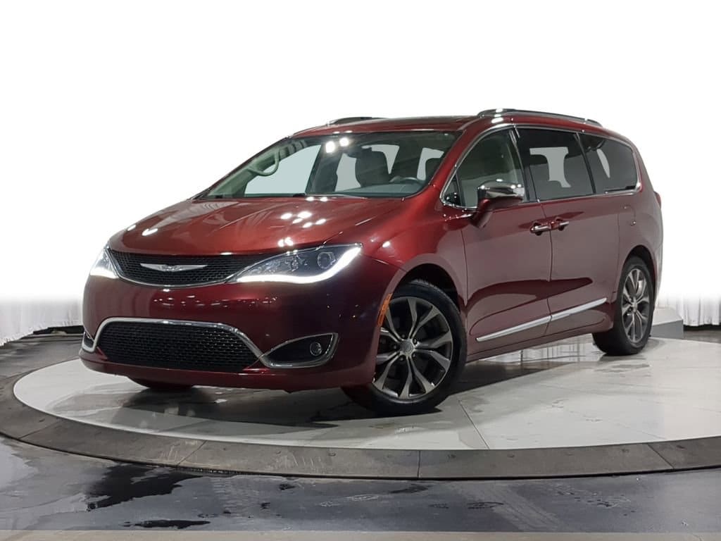 2017 Chrysler Pacifica Limited -
                  Troy, MI