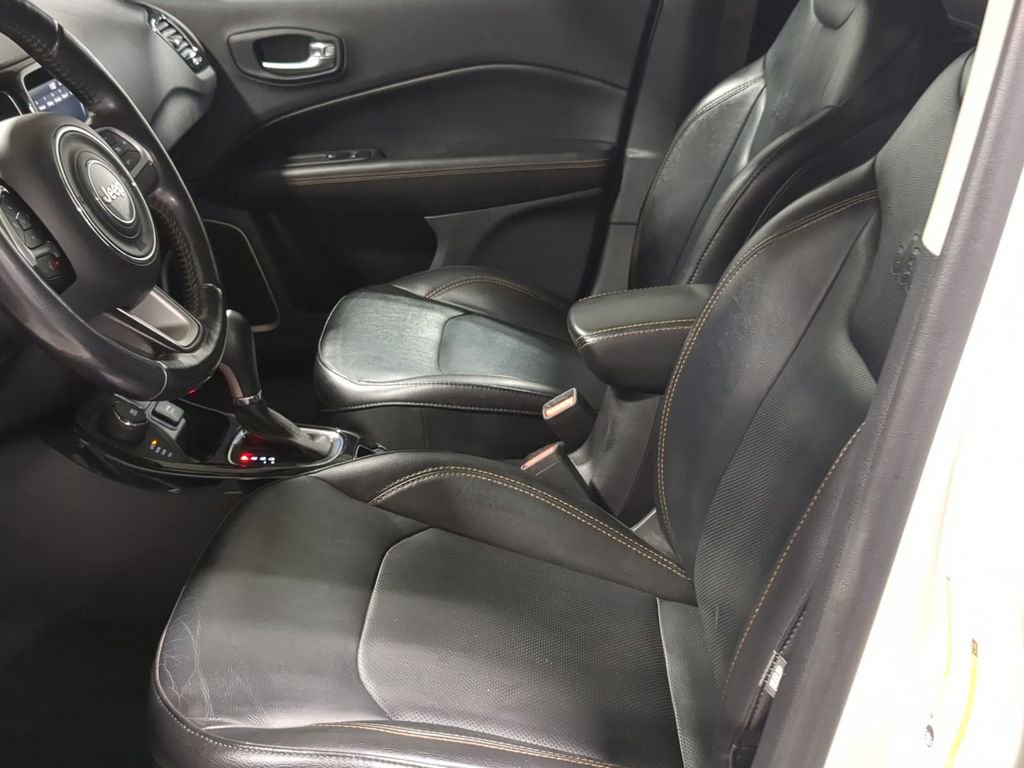 Thumbnail: 2019 Jeep Compass - 18