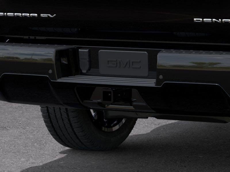 2025 GMC Sierra EV Denali 14