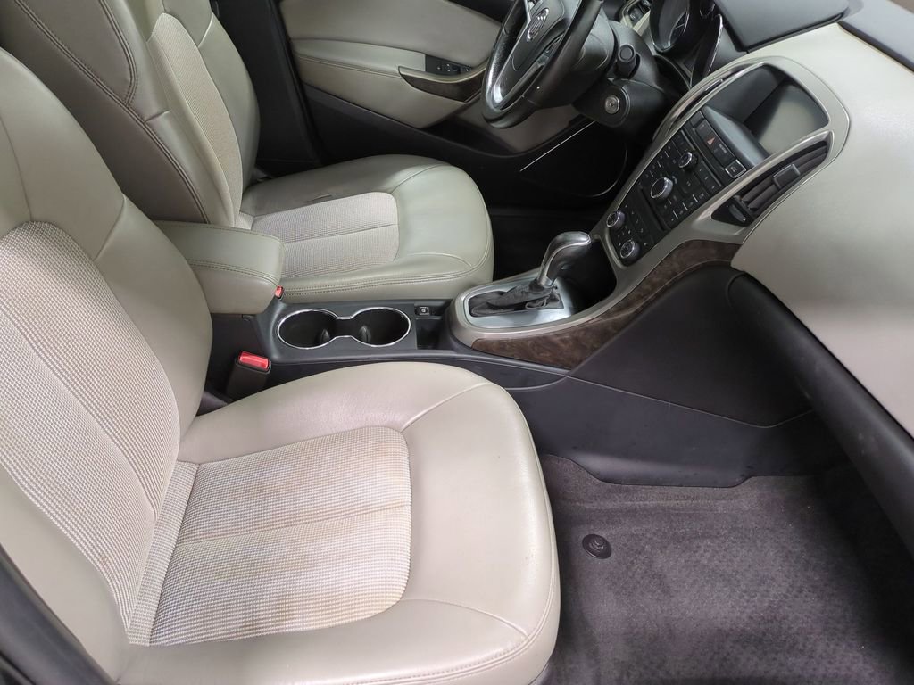 Thumbnail: 2016 Buick Verano - 24
