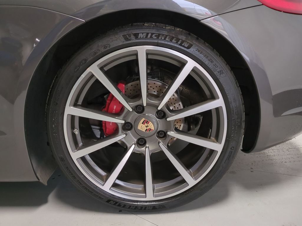 Thumbnail: 2014 Porsche Cayman - 14