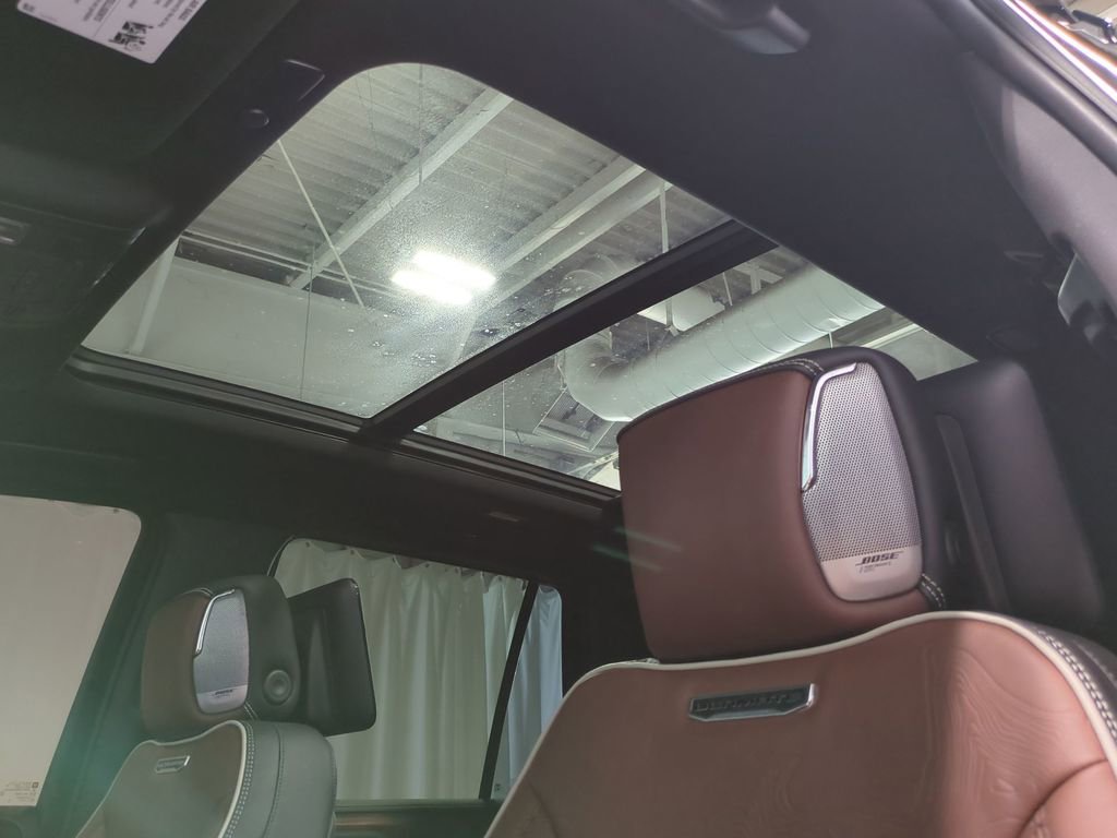 Thumbnail: 2023 GMC Yukon - 17