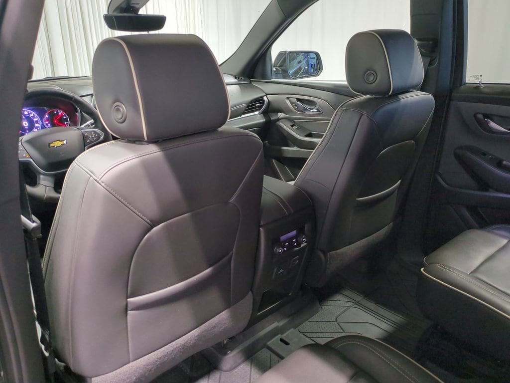Thumbnail: 2023 Chevrolet Traverse - 18