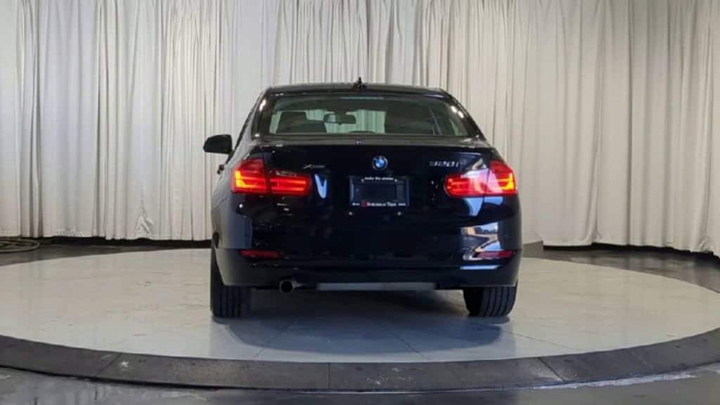 Thumbnail: 2014 BMW 3 Series - 9