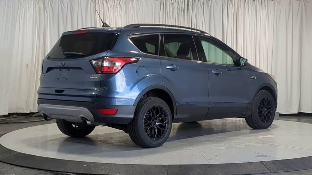 Thumbnail: 2018 Ford Escape - 10