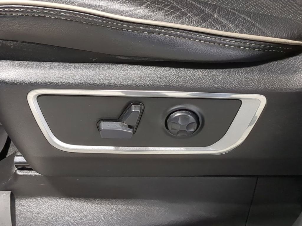 Thumbnail: 2021 RAM 1500 - 21