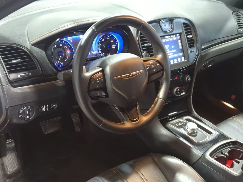 Thumbnail: 2017 Chrysler 300 - 12