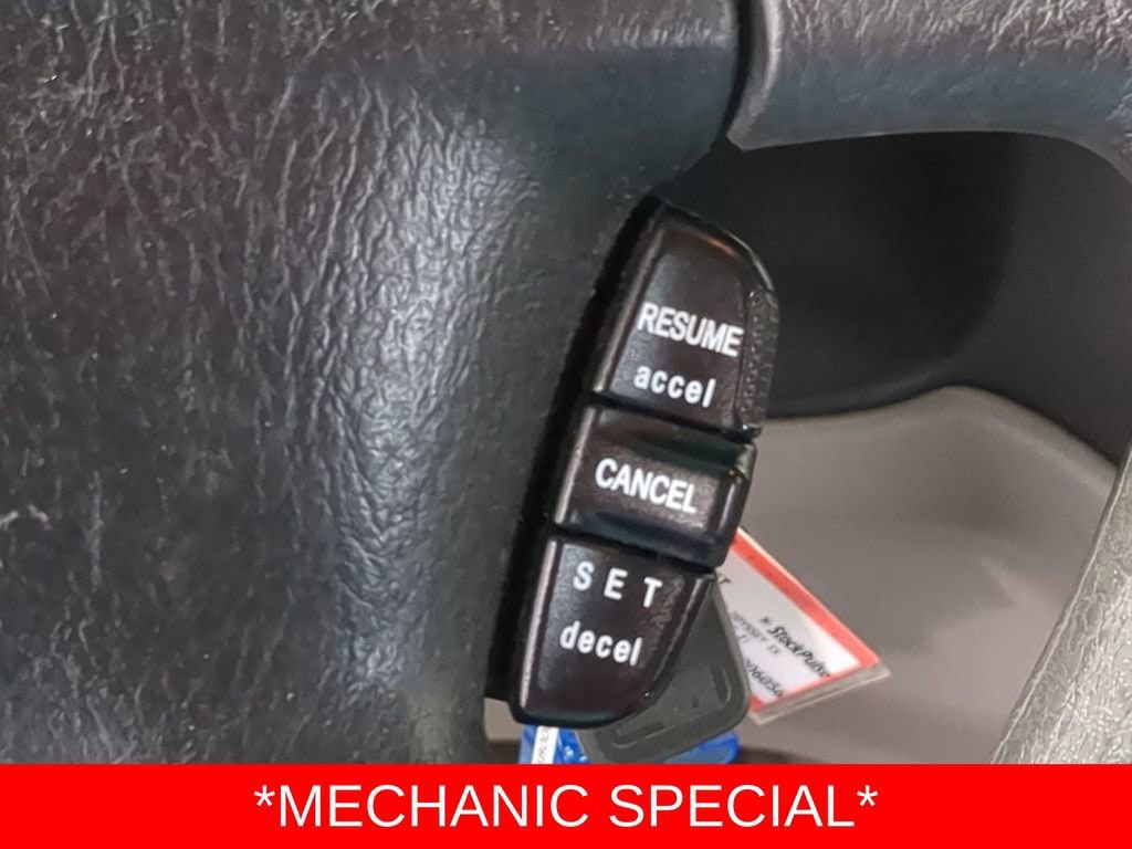 Thumbnail: 2004 Honda Odyssey - 24