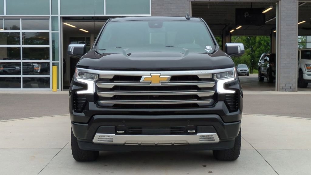 Thumbnail: 2023 Chevrolet Silverado 1500 - 10