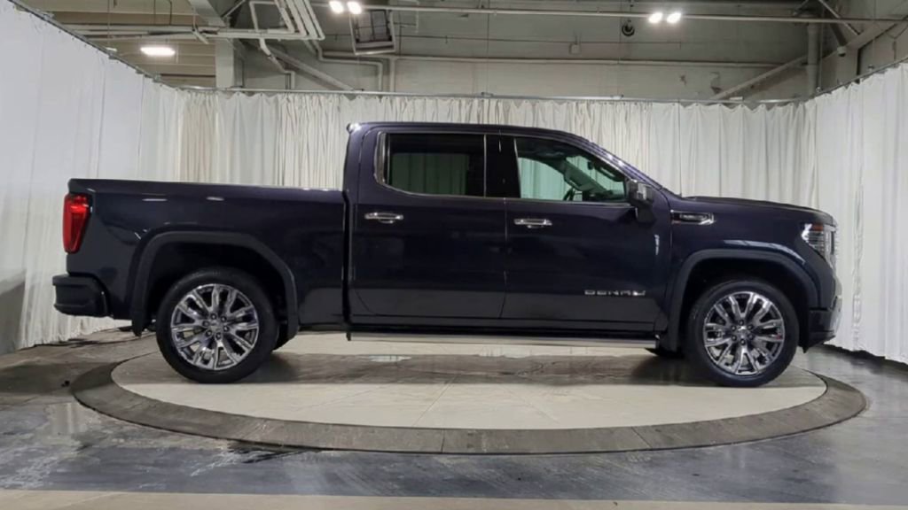 Thumbnail: 2023 GMC Sierra 1500 - 9