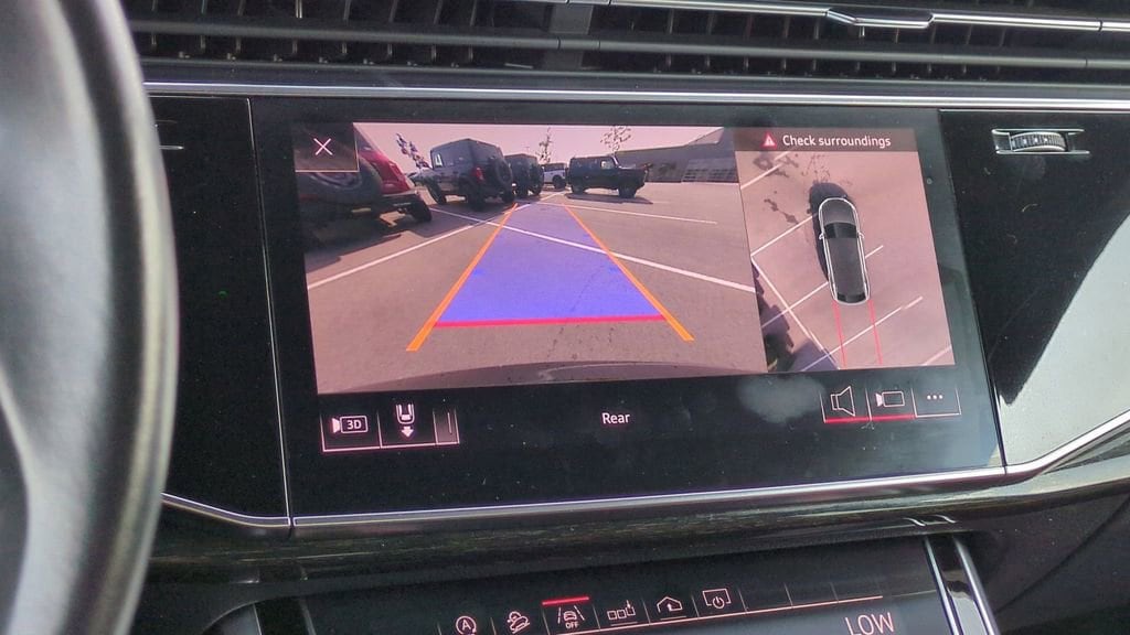 Thumbnail: 2019 Audi Q8 - 26