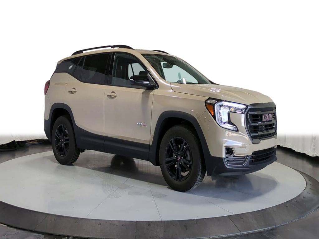 Thumbnail: 2022 GMC Terrain - 2